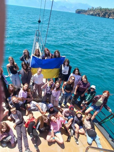 Діти загиблих і зниклих захисників із Сумщини повернулися з безкоштовного відпочинку в Туреччині