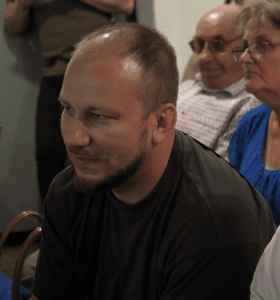 Двоє депутатів Шосткинської міської ради склали свої повноваження, хто зайде на їх місця – поки невідомо