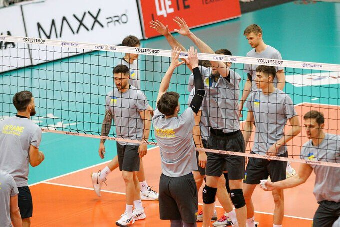 ФОТО. Збірна України з волейболу розпочала підготовку до Ліги націй