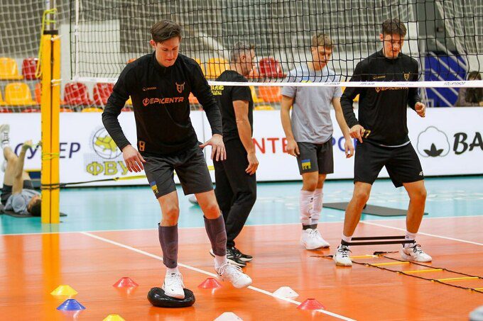 ФОТО. Збірна України з волейболу розпочала підготовку до Ліги націй