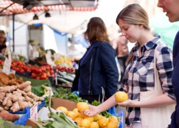 Як правильно торгуватися на ринку: не встоїть жоден продавець