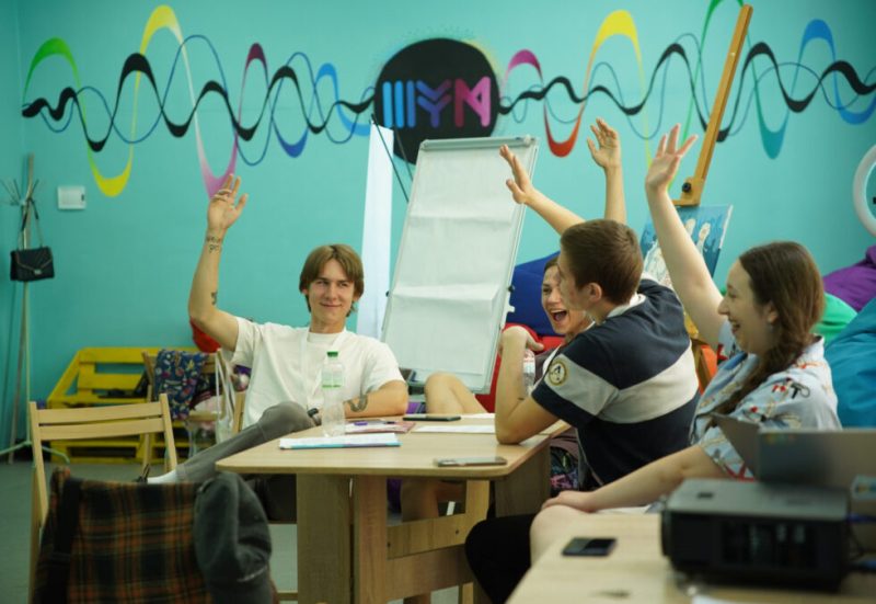 Молодь Шостки прийняла участь у регіональному етапі гри “Крок до влади”