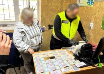 На Конотопщині викрито медсестру , яка сприяла укладенню шлюбів між військовозобов’язаними та жінками з інвалідністю