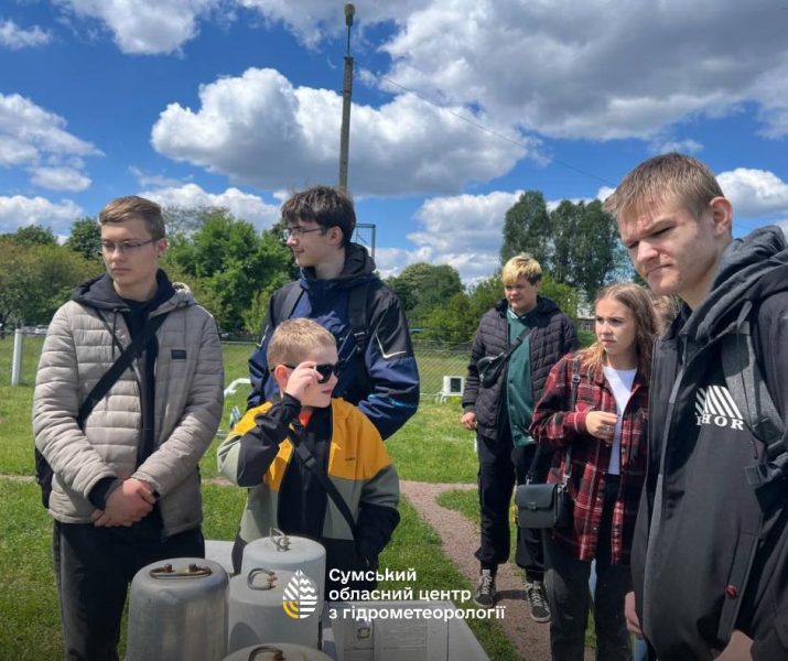 На конотопську метеостанцію завітали студенти коледжу