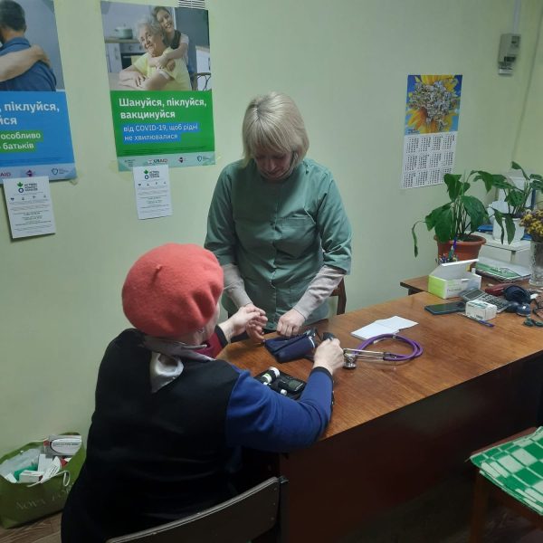 На Кролевеччині продовжують працювати виїзні мобільні бригади лікарів