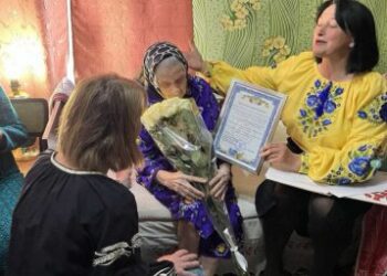 На Охтирщині привітали 100-річну ювілярку