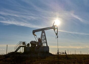 Нафтогазові доходи РФ у травні продовжать пробивати дно: Reuters зробив прогноз