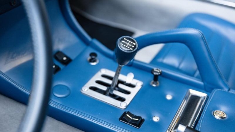 Один із найдорожчих вживаних автомобілів у світі продадуть на аукціоні: яка його ціна (фото)