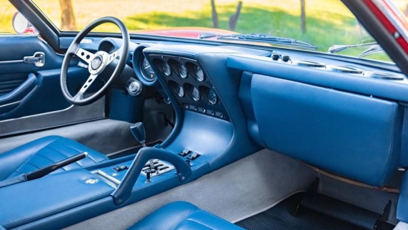 Один із найдорожчих вживаних автомобілів у світі продадуть на аукціоні: яка його ціна (фото)