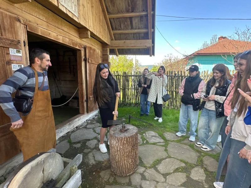 Охтирські танцюристи відпочивали у Бориславі