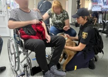 Роменські кінологи разом зі своїми собаками навідалися до одного з реабілітаційних центрів у Дніпрі