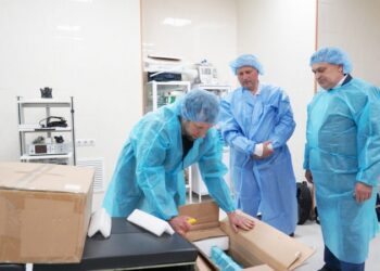 РОЗПАКУВАННЯ ВИСОКОТЕХНОЛОГІЧНОГО МЕДИЧНОГО ОБЛАДНАННЯ