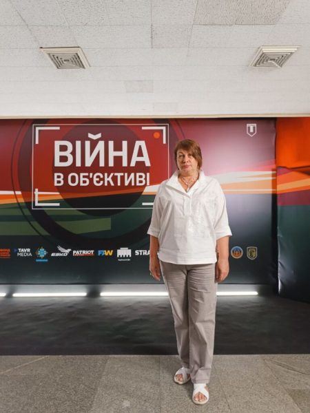 Сайт Shostka News став фіналістом фестивалю-конкурсу &ldquo;Війна в об&rsquo;єктиві&rdquo; з репортажем про військовослужбовицю з Шостки