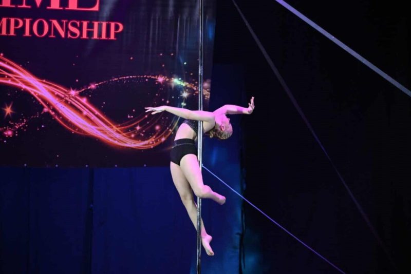 Шестикласниця конотопського ліцею &laquo;Лідер&raquo; &ndash; бронзова призерка Всеукраїнських змагань з пілонного спорту