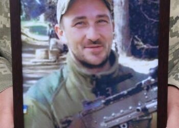 Сьогодні Шостка знов проводжала загиблого Героя в останній путь