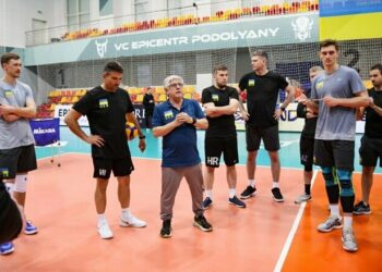 Тренер збірної України про підготовку до ЛН і ЧС, зміну поколінь та амбіції