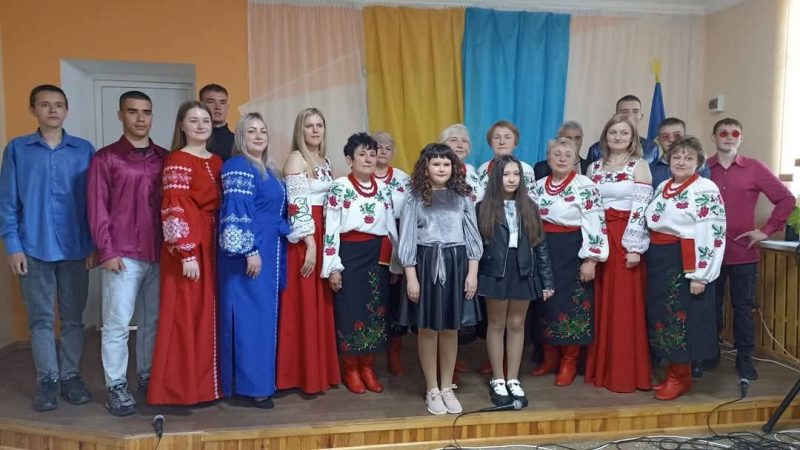 У День вишиванки у Шосткинському районі пройшли благодійні концерти на підтримку ЗСУ
