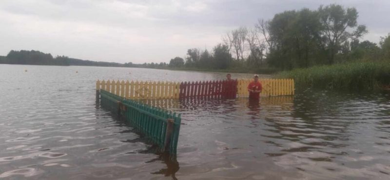 У Шостці на мосту Галенківського озера впала частина опори