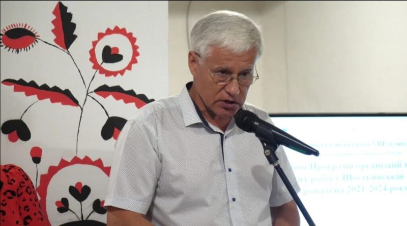 У Шостці за плетіння маскувальних сіток безробітні можуть отримати кошти