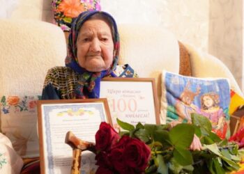 В Охтирці зі 100-річчям вітали Олену Гриценко