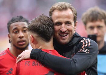 ВІДЕО. Без пива ніяк. Кейн відсвяткував чемпіонство разом з партнерами