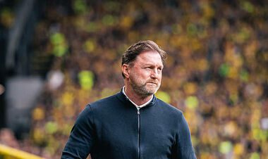 ВІДЕО. Без пива ніяк. Кейн відсвяткував чемпіонство разом з партнерами