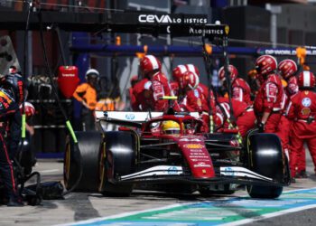 ВІДЕО. Феррарі знову найкращі. Найшвидший піт-стоп Гран-прі Емілії-Романьї