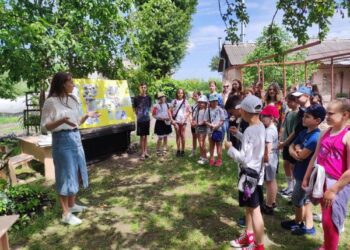 Вихованці Шосткинського ЕкоЦентру прийняли участь у цікавому квесті “Пізнавай природу,а не знищуй”(+фото)