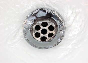 Злив без засмічень: як ефективно прочистити душ у домашніх умовах