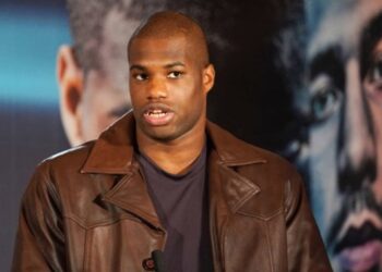 Усик вже готовий поступитися місцем: Дюбуа коментує майбутній бій