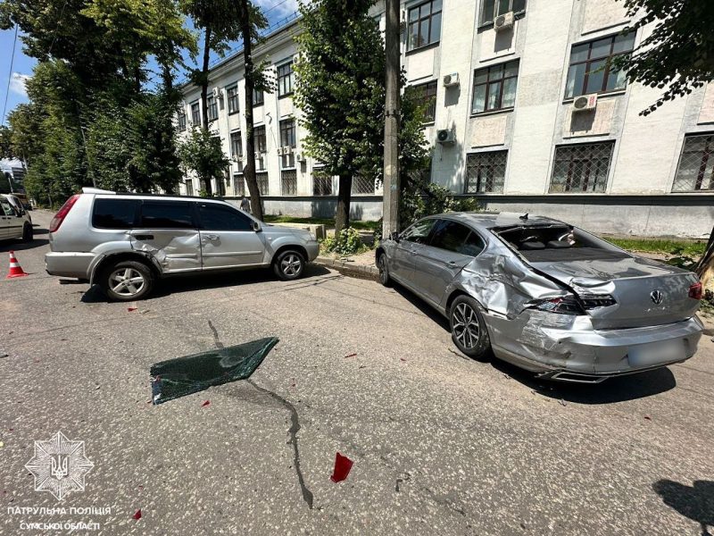 Невдале перестроювання: у Сумах зіткнутися Nissan та Volkswagen