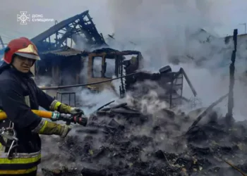 У с. В. Бобрик у Сумському районі вогнеборці ліквідували загоряння в житловому секторі
