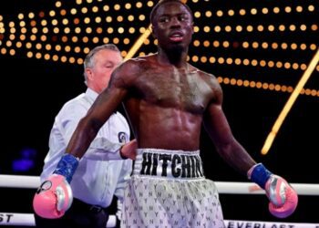 Гітчінс публічно звернувся до Хейні, і той відповів