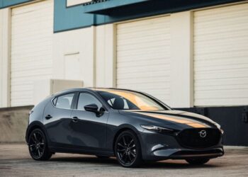 Фахівці назвали автомобілі, які за 5 років практично не втрачають у вартості