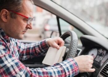 Названо три документи, без яких не можна сідати за кермо: загрожує великим штрафом