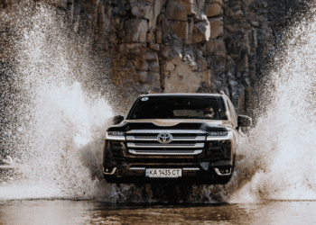 10 надзвичайно надійних автомобілів, які практично не ламаються