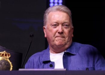 Побачимо зміну поколінь: Воррен прогнозує долю реваншу Усик – Дюбуа