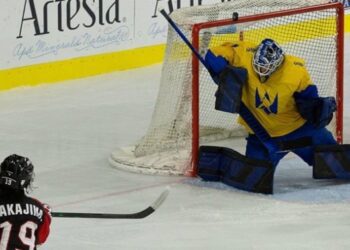 18-річний воротар збірної України з хокею запрошений для розвитку в Канакс