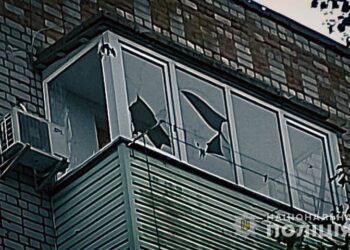 Армійці рф пошкодили п’ять приватних житлових будинків, два з яких багатоквартирні,також пошкоджень зазнав заклад культури