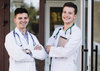 Деякі випускники медичних вишів отримають виплату 200 тисяч грн