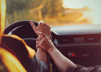 Що “пожирає” більше пального, їзда з відкритими вікнами чи з увімкненим кондиціонером