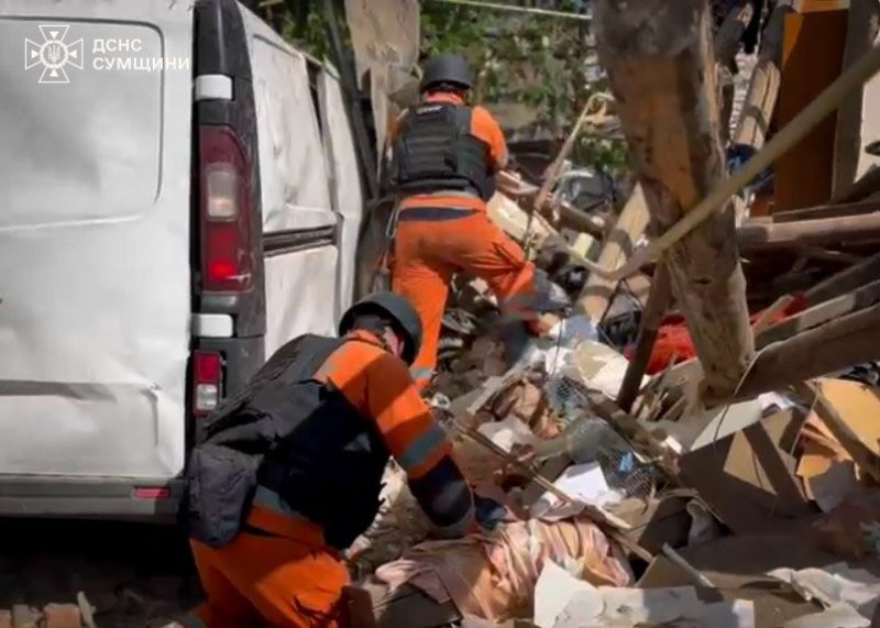 У Верхньосироватській громаді тривають аварійно-відновлювальні роботи після ворожої атаки