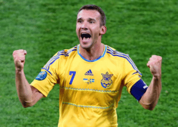 Hall of Fame: як віковий Шева “зробив” праймового Златана, або Найкращий матч Шевченка за збірну