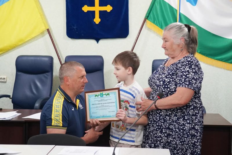 Герої – почесні громадяни Охтирки: ще 12 родин загиблих отримали Свідоцтва про присвоєння звання