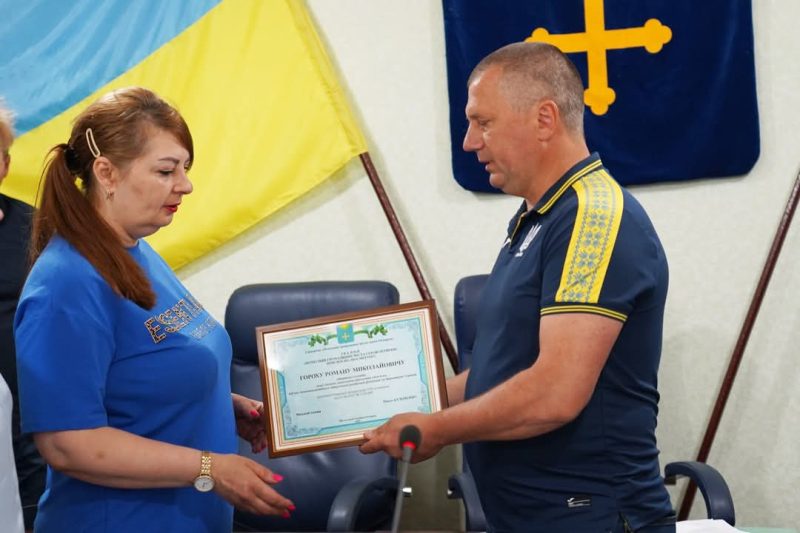 Герої – почесні громадяни Охтирки: ще 12 родин загиблих отримали Свідоцтва про присвоєння звання