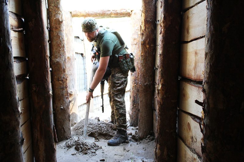 Гвардійці облаштовують свої позиції на Сумщині