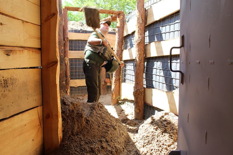 Гвардійці облаштовують свої позиції на Сумщині
