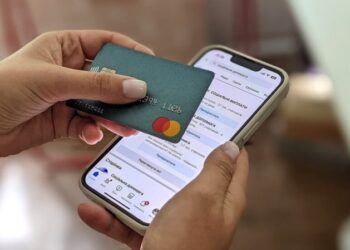 Хотіла отримати допомогу, а втратила власних 73 тис грн: конотопчанка стала жертвою шахраїв