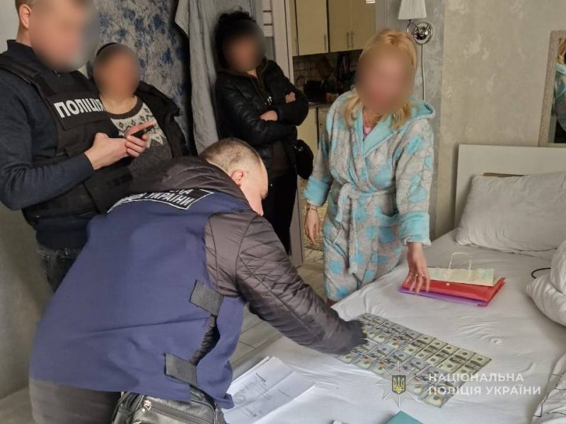 Киянка-сутенерка організувала мережу проституції в Сумах
