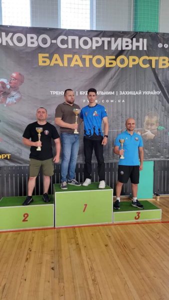 Команда Глухівських спортсменів посіли II місце на Чемпіонаті з військово-спортивного багатоборства у Києві